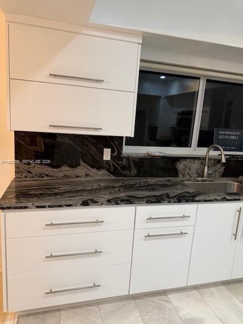 Building Photo - 1100 N Shore Dr