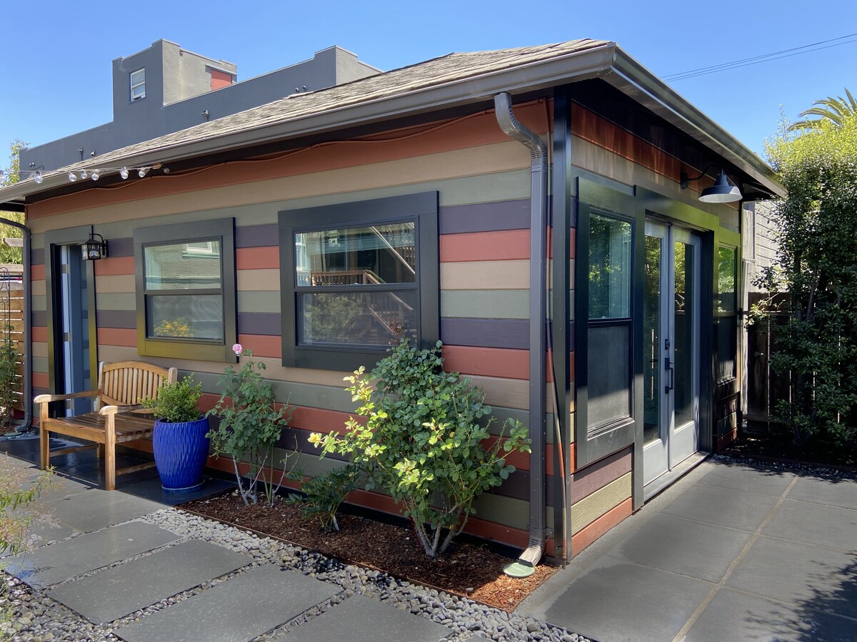 Exterior-Garden Studio - 857 53rd St