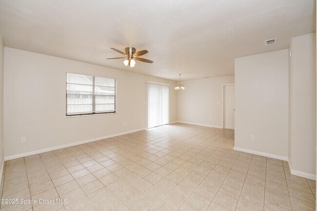 Building Photo - 4905 Volusia Ave