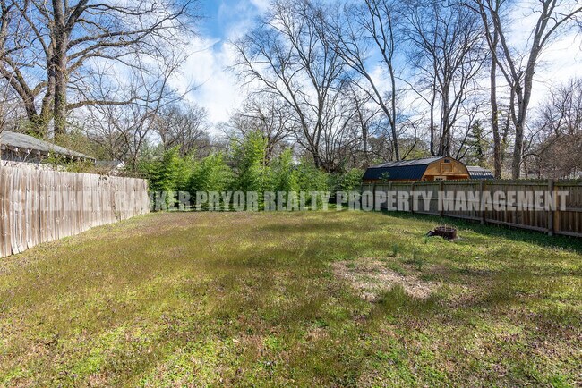 Building Photo - 128 S St Marks Ave