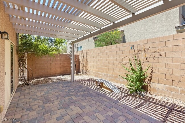 Building Photo - 7605 Lake Fork Peak St