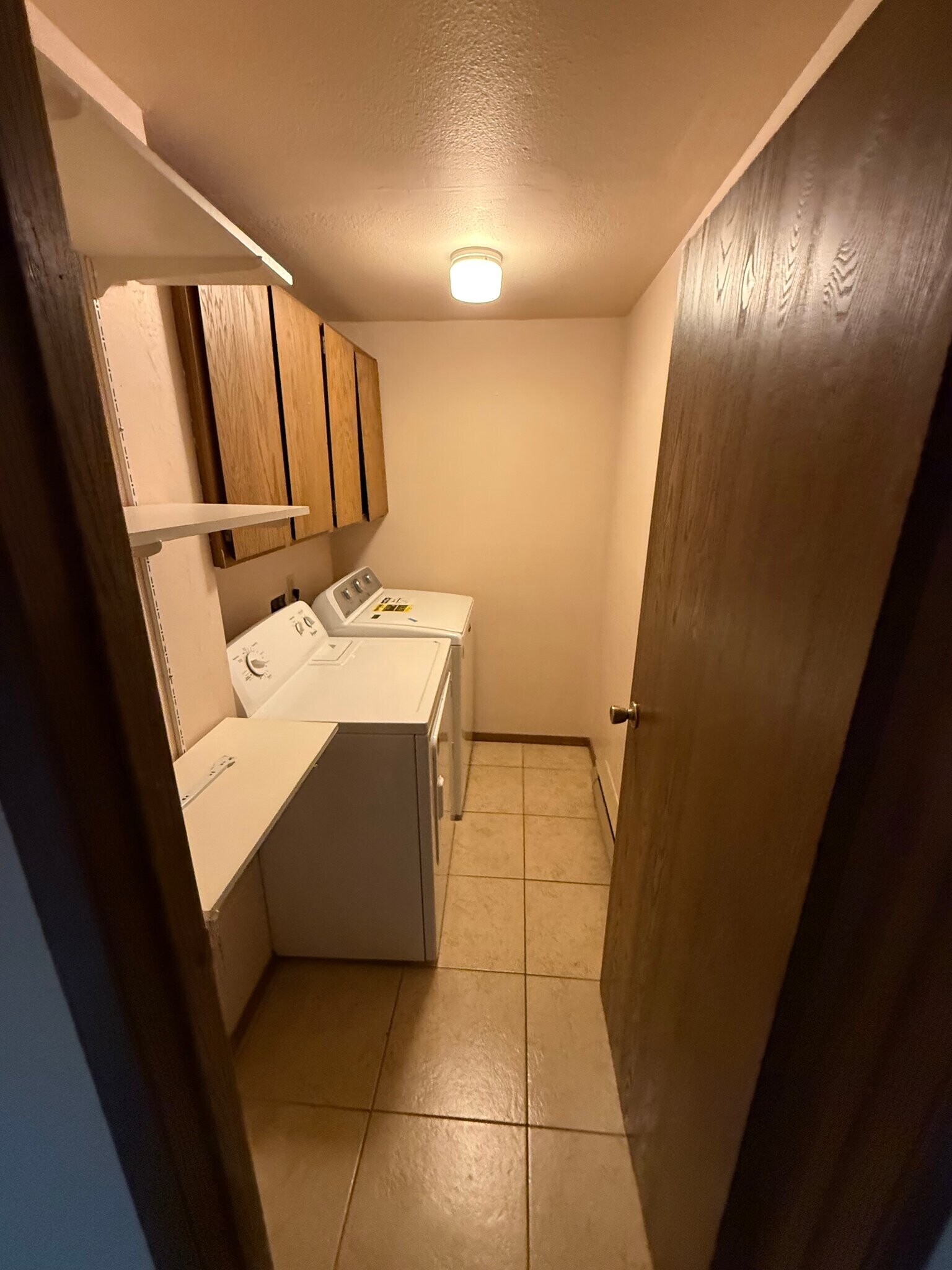 Building Photo - 1730 Raven Cir