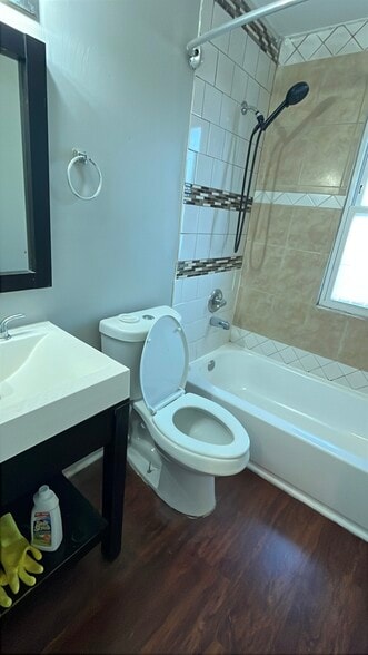 Building Photo - 650 Jett St NW