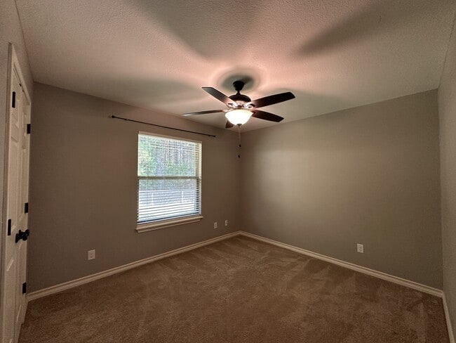 Building Photo - 11365 AR-237