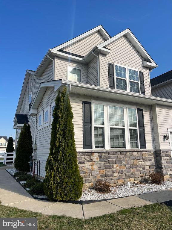 Building Photo - 241 Rossnakill Rd