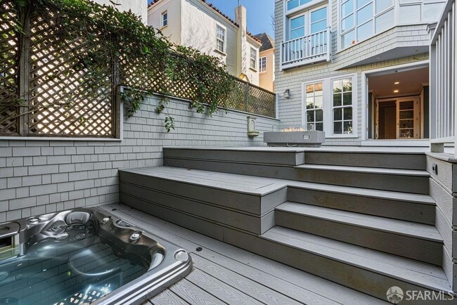 Building Photo - 222 El Camino Del Mar