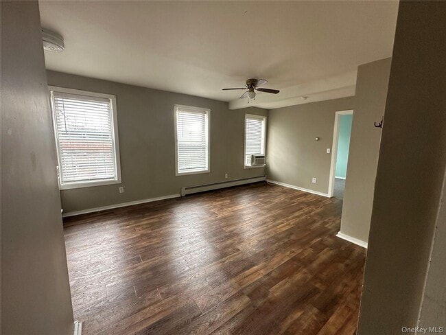 Building Photo - 26 Main St