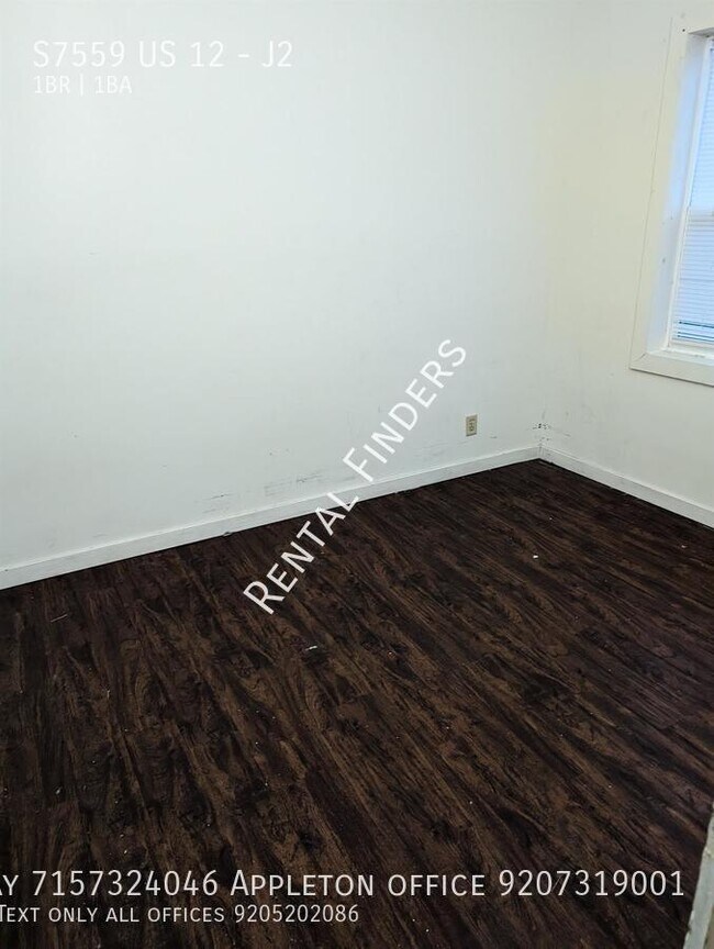 Building Photo - S7559 US-12