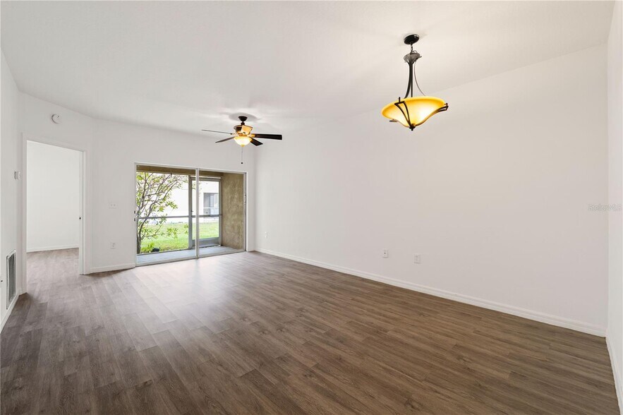 Building Photo - 6434 Cypressdale Dr