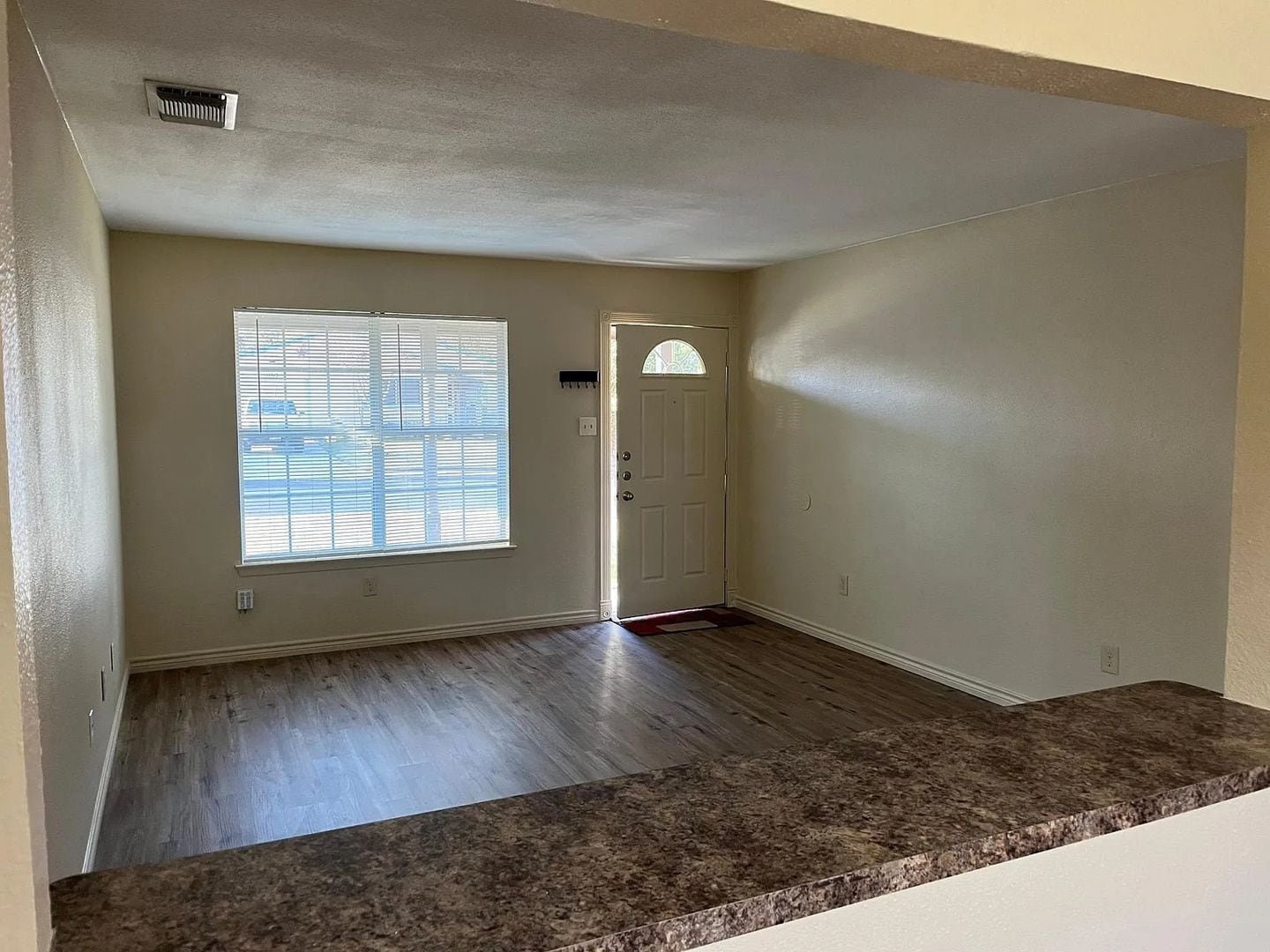 Building Photo - 11414 Cedar Corral Dr