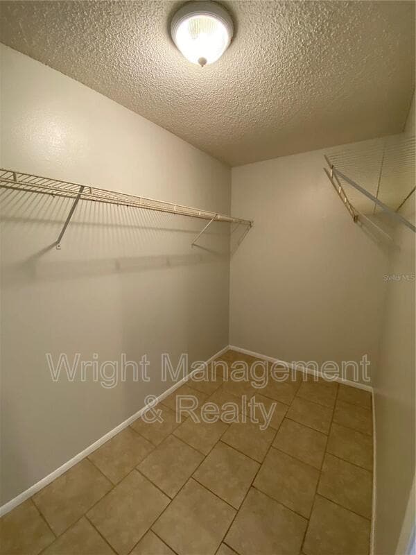 Building Photo - 9520 Drakemill Ct