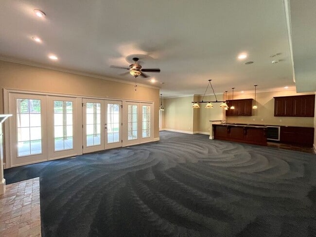 Building Photo - 1205 Enderbury Dr