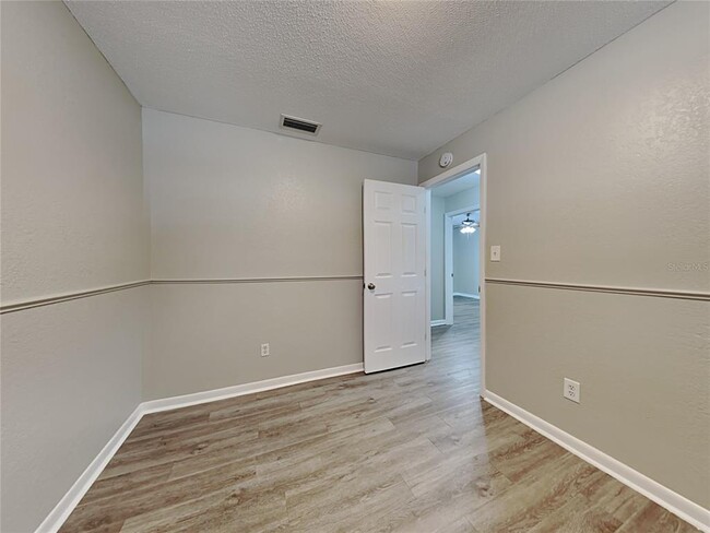 Building Photo - 1227 Hamilton Ave
