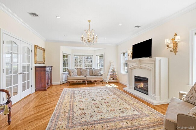 Building Photo - 590 West St