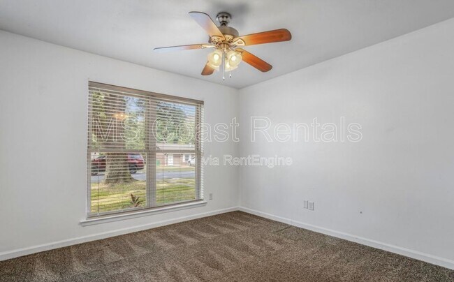 Building Photo - 7520 Marathon Dr