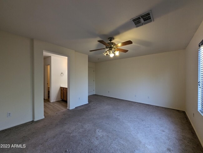 Building Photo - 5794 W Golden Ln