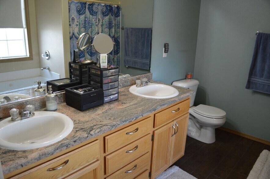 Building Photo - 4408 Appaloosa Ct