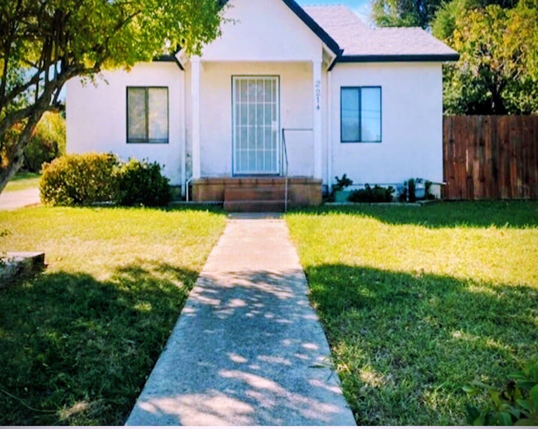 Building Photo - 2214 Waldon St