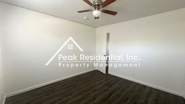 Building Photo - Ethan2437