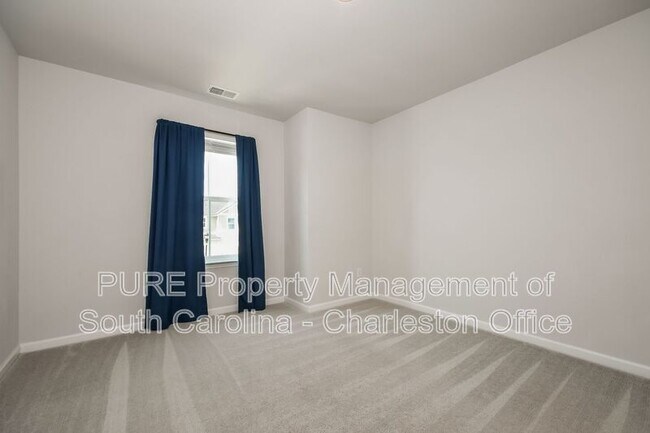 Building Photo - 104 Bay Eddy Ct