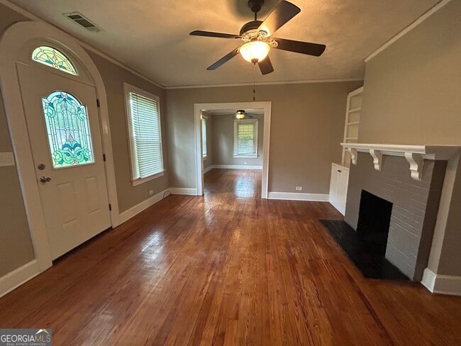 Building Photo - 111 Magnolia Dr