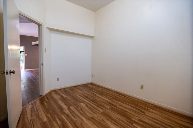 Building Photo - 46 N Rushwing Cir