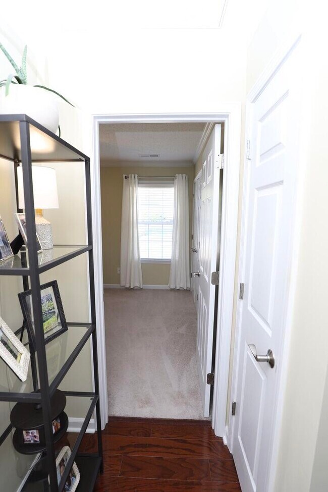 Building Photo - 3196 Daufaskie Rd