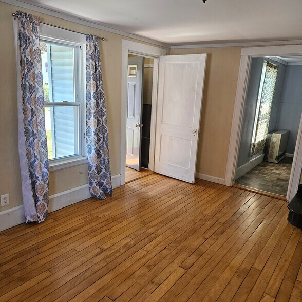 Living room - different view - 1011 Main St