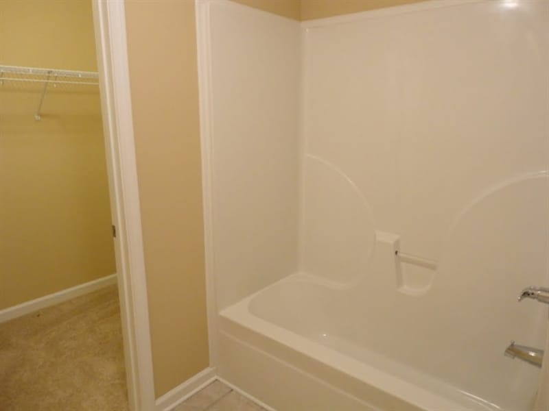 Building Photo - 991 Culverson Ct