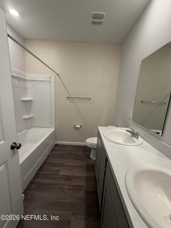 Building Photo - 14635 Macadamia Ln