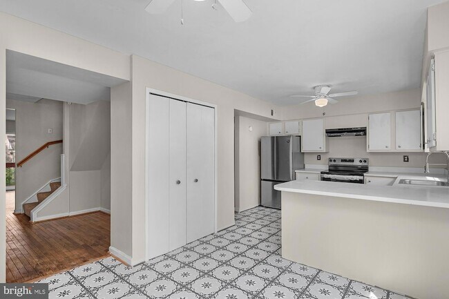 Building Photo - 10738 Bridlerein Terrace
