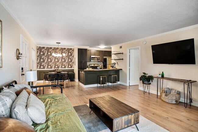 Building Photo - 5306 Santa Rosa Ct