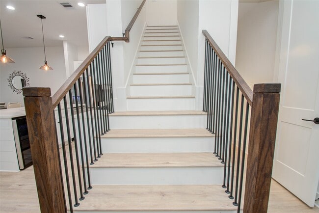 Building Photo - 4109 Hare St