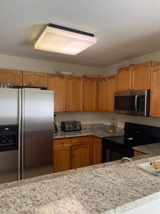 Building Photo - 1731 Shoreside Cir