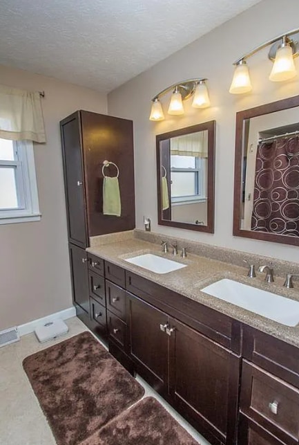 Primary Photo - 7301 Welland Dr
