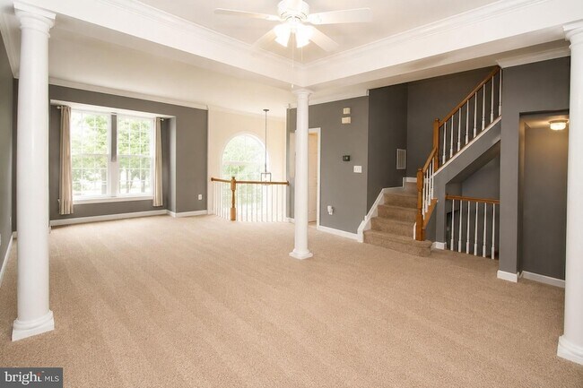 Building Photo - 2218 Mears Ln