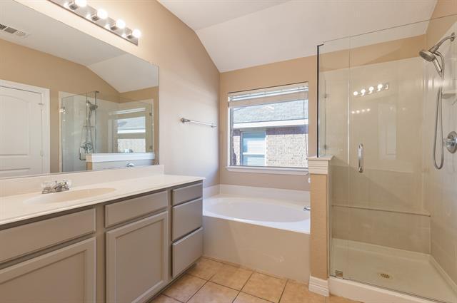 Building Photo - 1617 Nighthawk Dr