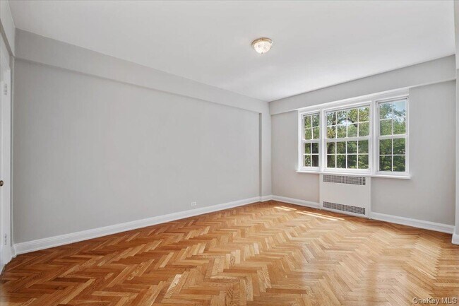 Building Photo - 45 Popham Rd