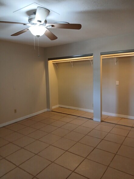Plenty of closet space - 17140 FM 344 W