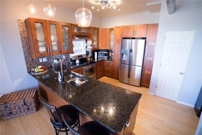 Building Photo - Amazing New Construction Right in the Southside Slopes!
