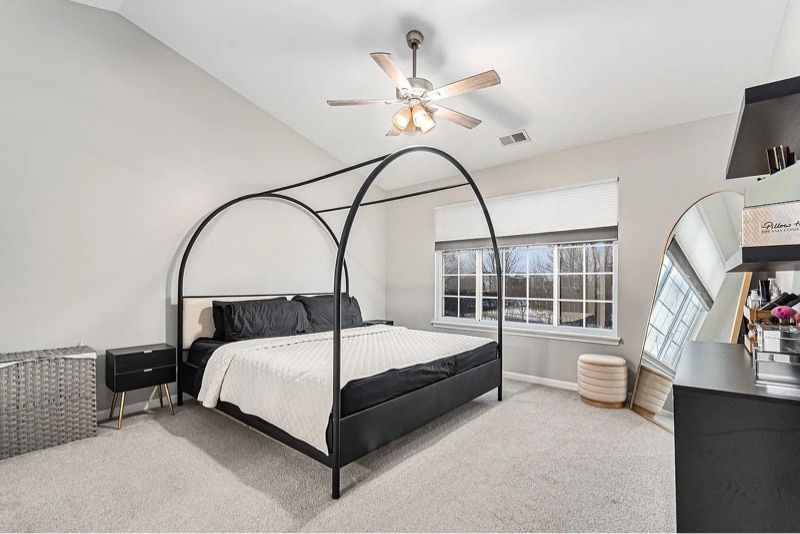 Building Photo - 4325 Savoy Ln