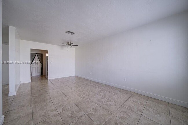Building Photo - 11250 SW 7th St