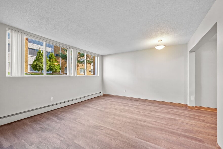 Living Room (LVP Flooring) - Lyndale Garden