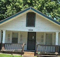 Building Photo - 2 Bedroom 1 Bath