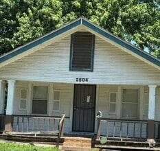 Building Photo - 2 Bedroom 1 Bath