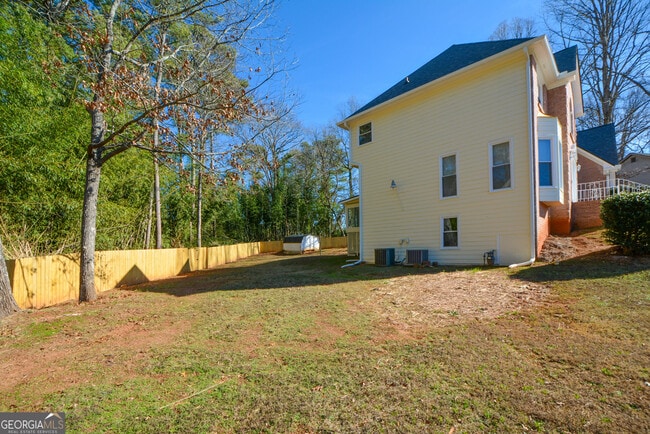 Building Photo - 2972 Hampton Pl