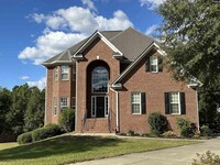 Building Photo - 120 Pinehurst Ct