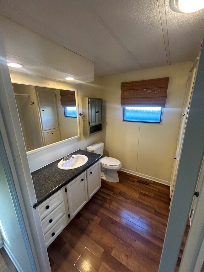 Building Photo - 38 Poplar Dr