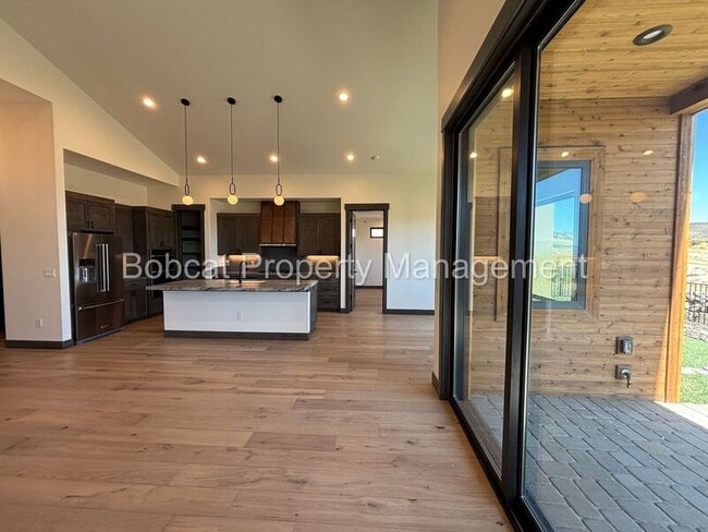 Building Photo - 2933 Portrush Dr