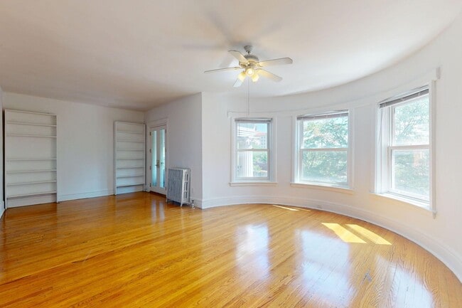Floorplan - 1358 E. 58th Street